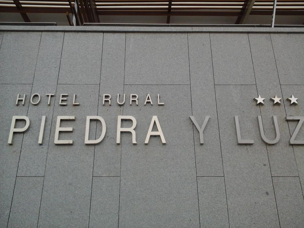 Hotel Eh Piedra Y Luz Hinojosa del Duque Bagian luar foto